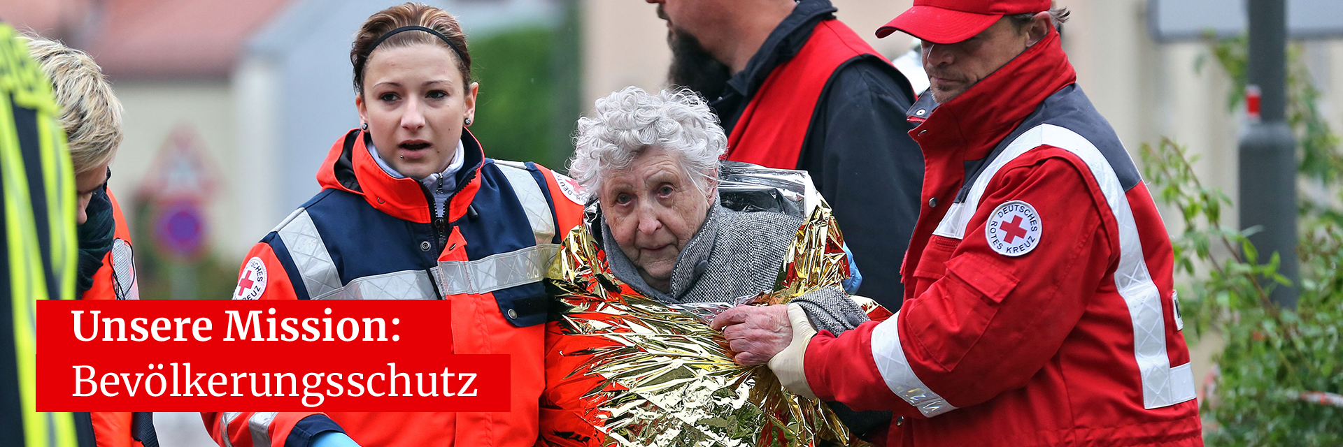 DRK_BuehnenbildWebsite_1920x640_Bevoelkerungsschutz02